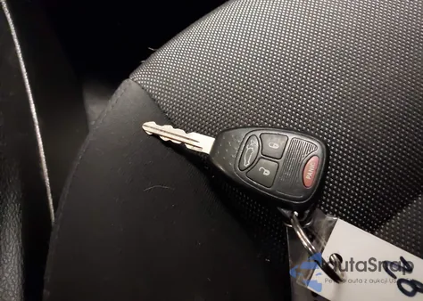 2013 Dodge Avenger Se из США, поврежденный, VIN 1C3CDZAB3DN623101